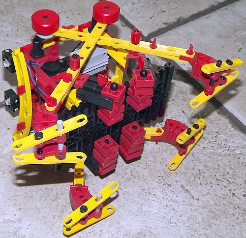 Laufroboter "Hugo" von Ralf Geerken (2012)