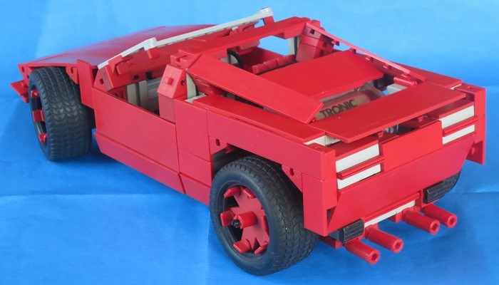 Sportwagen-Cabrio von Martin Wanke