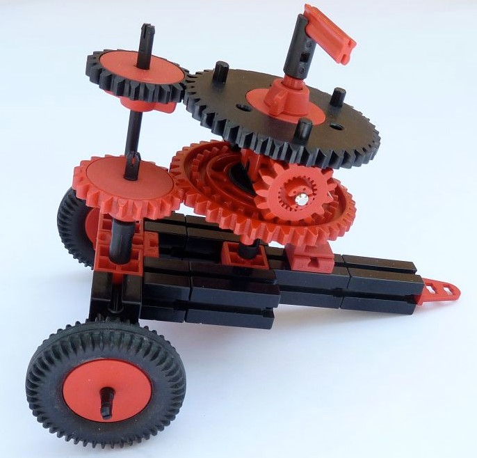 fischertechnik-Kompasswagen von Thomas Püttmann